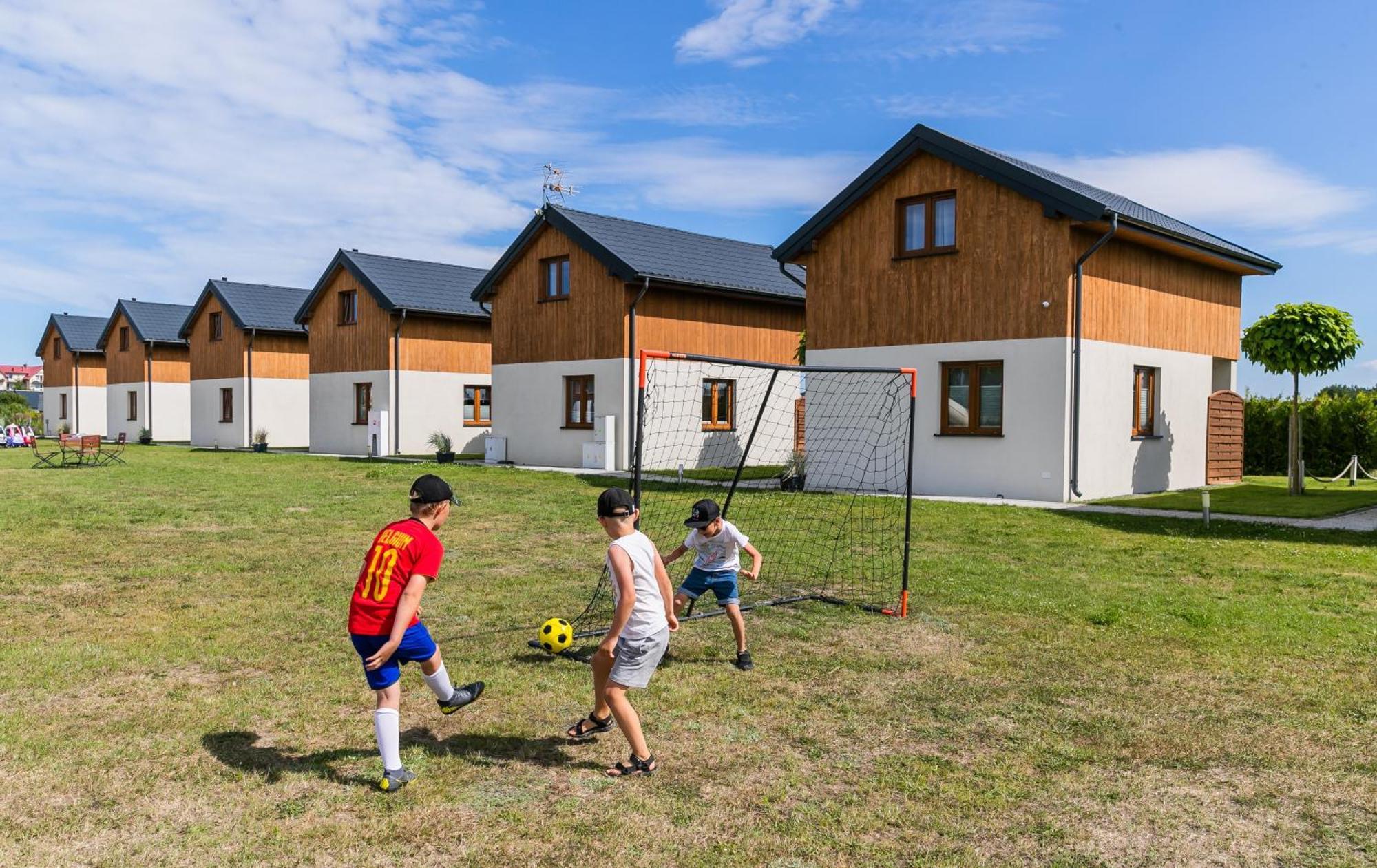 Domki Letniskowe Jastrzebia Park Jastrzębia Góra Exterior foto