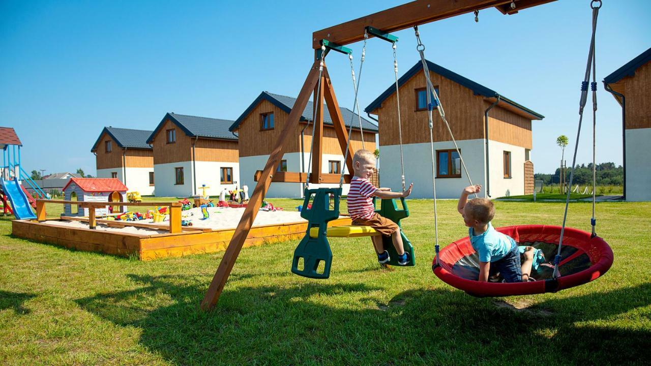 Domki Letniskowe Jastrzebia Park Jastrzębia Góra Exterior foto